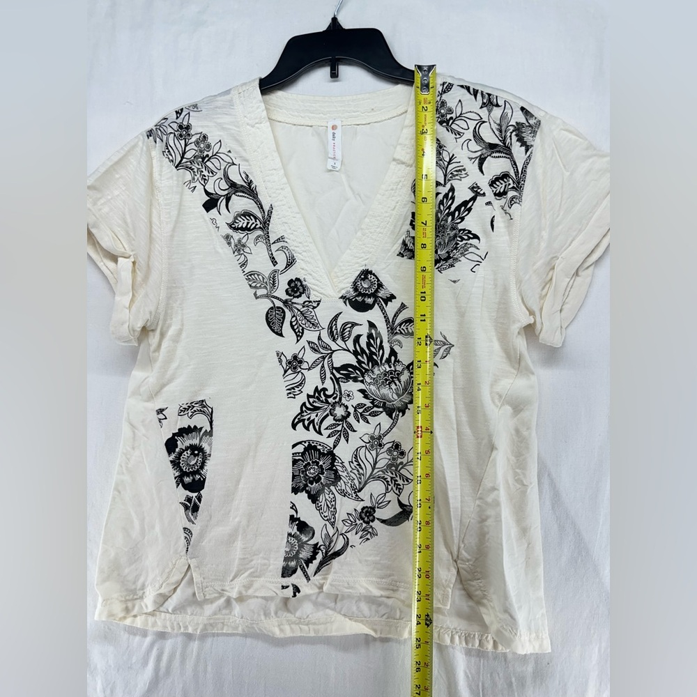 Anthropologie Daily Practice V-Neck Floral Short-Sleeve Top Cream Women’s Small - Picture 6 of 8